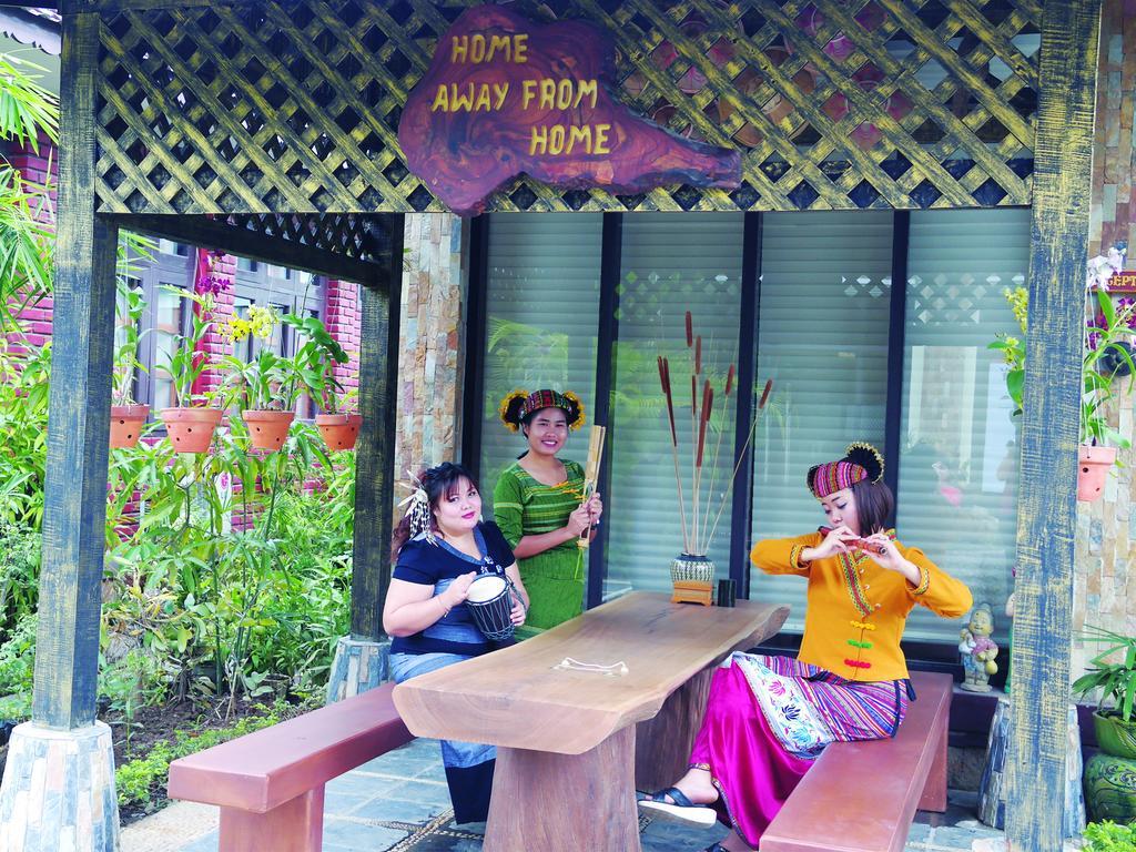 Hotel Brilliant Nyaung Shwe Eksteriør bilde