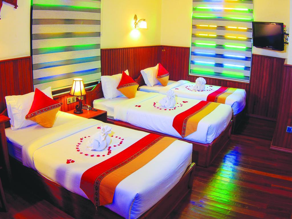 Hotel Brilliant Nyaung Shwe Eksteriør bilde