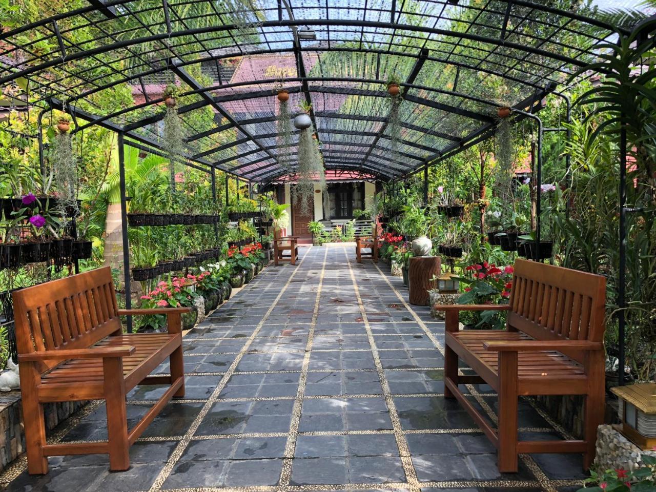 Hotel Brilliant Nyaung Shwe Eksteriør bilde