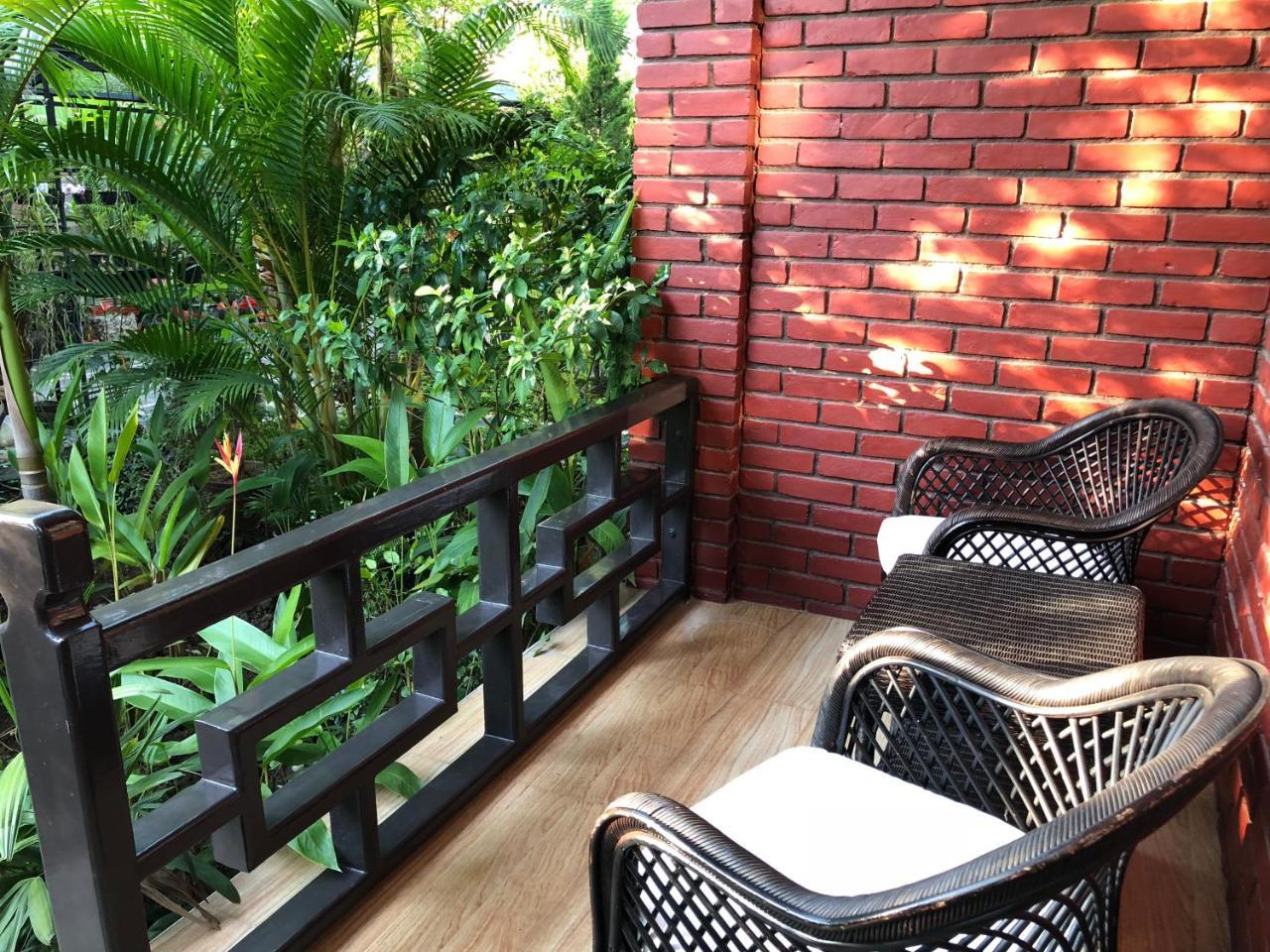 Hotel Brilliant Nyaung Shwe Eksteriør bilde