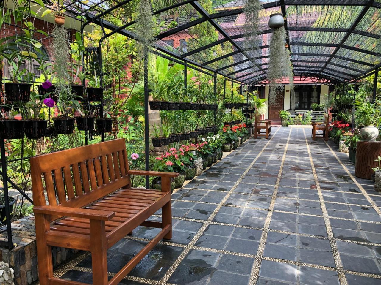 Hotel Brilliant Nyaung Shwe Eksteriør bilde