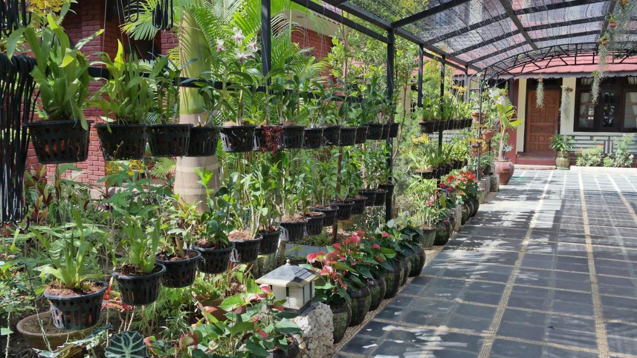 Hotel Brilliant Nyaung Shwe Eksteriør bilde